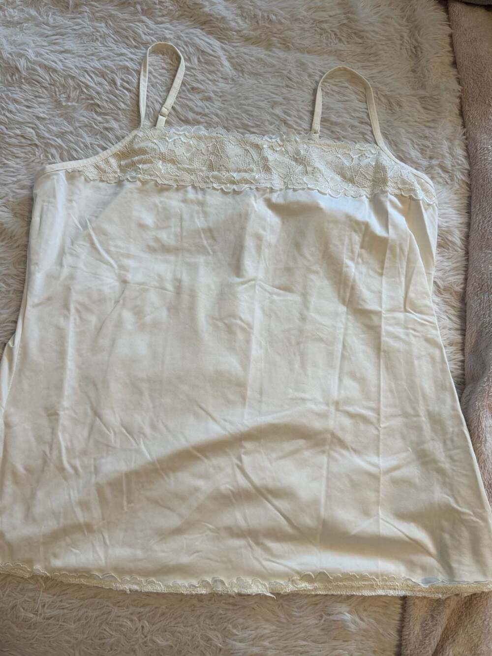 Maurices Camisole Tank Top Size XL Cream Lace Trim Adjustable Straps